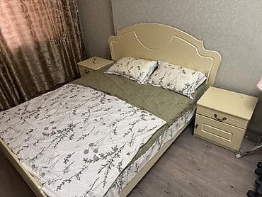 Спальный гарнитур в классическом стиле, цвет слоновая кость. Есть ещё at lalafo.kg Спальный гарнитур в классическом стиле, цвет слоновая кость. Есть ещё