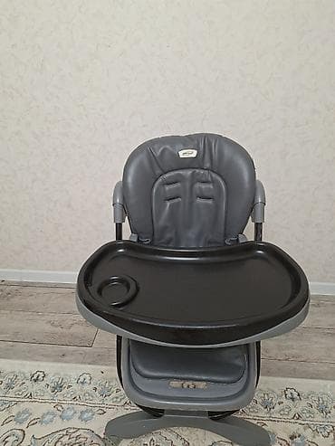 Стульчик для кормления, Б/у, Пластик, цвет - Серый at lalafo.kg Стульчик для кормления, Б/у, Пластик, цвет - Серый