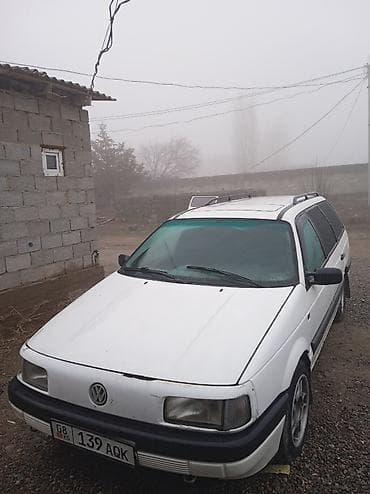 Volkswagen Passat: 1990 г., 1.8 л, Механика, Бензин, Универсал at lalafo.kg Volkswagen Passat: 1990 г., 1.8 л, Механика, Бензин, Универсал