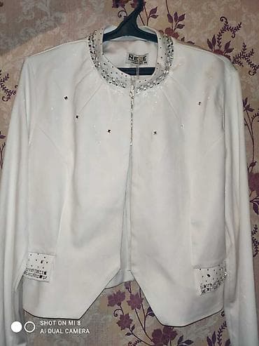 Продаю пиджаки размер 52-54. По 1800 с at lalafo.kg Продаю пиджаки размер 52-54. По 1800 с