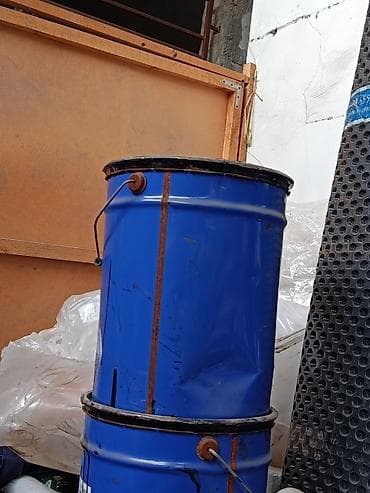 Продается пустые железные ведра с крышками из под битума. Ёмкость 20л at lalafo.kg Продается пустые железные ведра с крышками из под битума. Ёмкость 20л