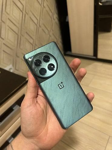 OnePlus 12, Б/у, 512 ГБ, цвет - Зеленый, 2 SIM at lalafo.kg OnePlus 12, Б/у, 512 ГБ, цвет - Зеленый, 2 SIM
