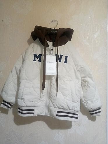 НОВАЯ КЛАССНАЯ Детская стеганая куртка-бомбер. На флисе. - at lalafo.kg НОВАЯ КЛАССНАЯ Детская стеганая куртка-бомбер. На флисе. -