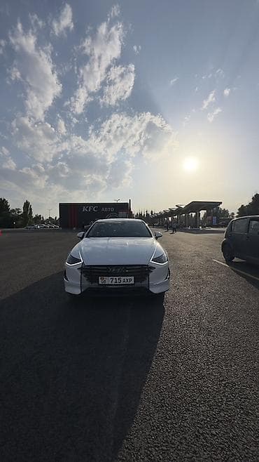 Hyundai Sonata: 2020 г., 2 л, Автомат, Газ, Седан at lalafo.kg Hyundai Sonata: 2020 г., 2 л, Автомат, Газ, Седан