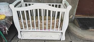 Манеж-кровать, Б/у, Раскладной, Дерево at lalafo.kg Манеж-кровать, Б/у, Раскладной, Дерево