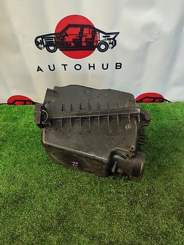 Корпус воздушного фильтра для Toyota Opa ZCT10, год 2002. Оригинальная at lalafo.kg Корпус воздушного фильтра для Toyota Opa ZCT10, год 2002. Оригинальная