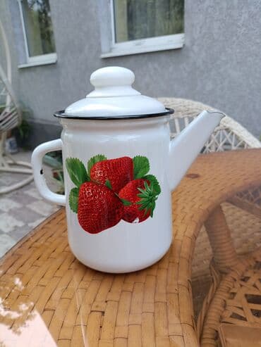 Чайник металлический эмалированный в отличном состоянии без сколов at lalafo.kg Чайник металлический эмалированный в отличном состоянии без сколов