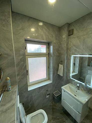 Студия/номер с отдельным санузлом - Просторная комната с двуспальной at lalafo.kg Студия/номер с отдельным санузлом - Просторная комната с двуспальной