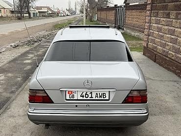 Oldsmobile: Mercedes-Benz W124: 1994 г., 2.2 л, Механика, Бензин, Седан at lalafo.kg — 6 Oldsmobile: Mercedes-Benz W124: 1994 г., 2.2 л, Механика, Бензин, Седан — 6