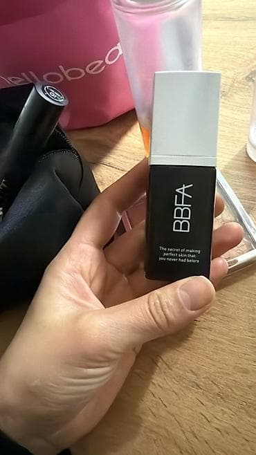 Тональная основа BBFA
25тон оригинал приобретали в hello beauty at lalafo.kg Тональная основа BBFA
25тон оригинал приобретали в hello beauty