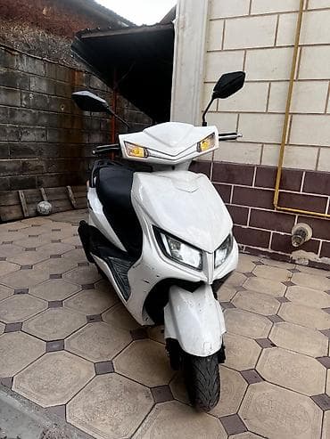 Скутеретта M8, 150 куб. см, Бензин, Б/у at lalafo.kg Скутеретта M8, 150 куб. см, Бензин, Б/у
