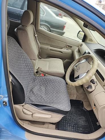 Toyota Raum: 2003 г., Автомат, Бензин, Минивэн at lalafo.kg Toyota Raum: 2003 г., Автомат, Бензин, Минивэн