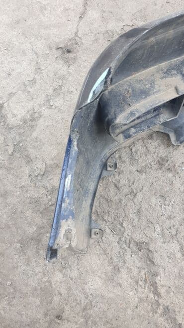 Бампер Toyota, Б/у, Оригинал at lalafo.kg Бампер Toyota, Б/у, Оригинал