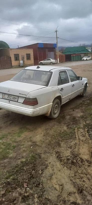 Mercedes-Benz W124: 1988 г., 2 л, Механика, Бензин, Седан at lalafo.kg — 4 Mercedes-Benz W124: 1988 г., 2 л, Механика, Бензин, Седан — 4