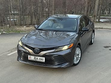 Toyota Camry: 2019 г., 2.5 л, Автомат, Гибрид, Седан at lalafo.kg Toyota Camry: 2019 г., 2.5 л, Автомат, Гибрид, Седан