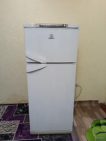 Холодильник Indesit, Б/у, Двухкамерный, De frost (капельный), 60 * 155 * 60 at lalafo.kg Холодильник Indesit, Б/у, Двухкамерный, De frost (капельный), 60 * 155 * 60