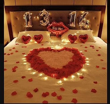 Романтическое оформление спальни/номера для особого вечера. либо для at lalafo.kg Романтическое оформление спальни/номера для особого вечера. либо для