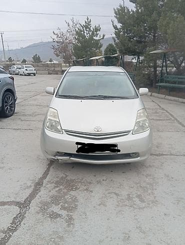 Toyota Prius: 2004 г., Гибрид at lalafo.kg Toyota Prius: 2004 г., Гибрид