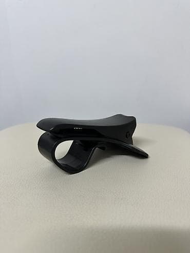 Универсальная прищепка‑клипса с широким захватом - Материал: прочный at lalafo.kg Универсальная прищепка‑клипса с широким захватом - Материал: прочный