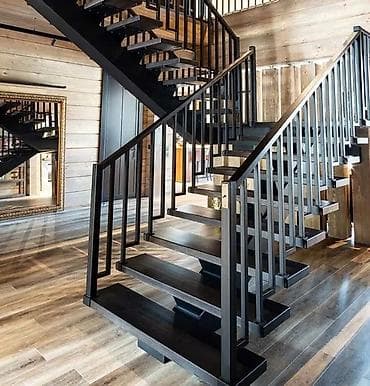 чорный металл: Современная лестница, выполненная из темного дерева и черного металла at lalafo.kg — 1 чорный металл: Современная лестница, выполненная из темного дерева и черного металла — 1