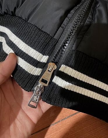 Эркектердин курткасы, XL, Moncler, Колдонулган, түсү - Кара lalafo.kg да — 3 Эркектердин курткасы, XL, Moncler, Колдонулган, түсү - Кара — 3