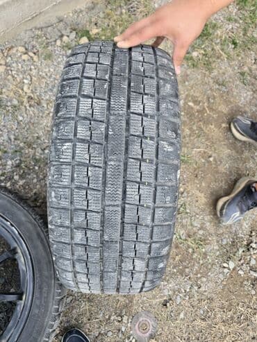 Колеса в сборе 235 / 45 / R 17, Зима, Б/у, Запаска, отверстий - 5 at lalafo.kg Колеса в сборе 235 / 45 / R 17, Зима, Б/у, Запаска, отверстий - 5
