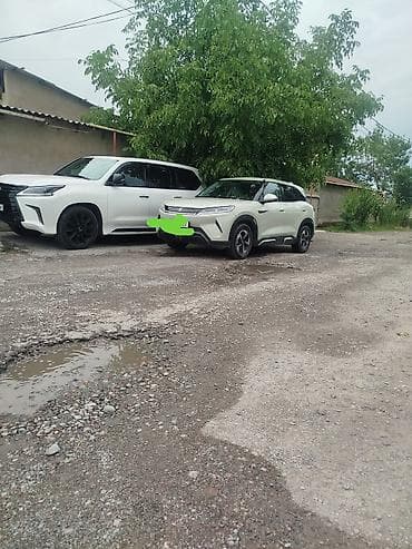 BYD Yuan Up: 2024 г., 1.9 л, Робот, Электромобиль, Кроссовер at lalafo.kg BYD Yuan Up: 2024 г., 1.9 л, Робот, Электромобиль, Кроссовер