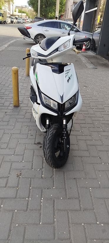 Продается Скутер М8!!! Состояние пушка🔥🔥🔥🚀🚀🚀. Сел, поехал. Бензин. 150 at lalafo.kg Продается Скутер М8!!! Состояние пушка🔥🔥🔥🚀🚀🚀. Сел, поехал. Бензин. 150
