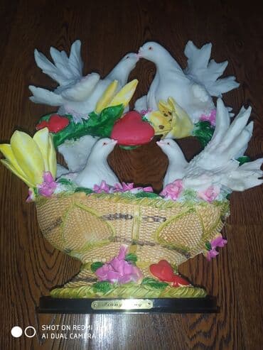 Продаю сувинир статуэтку, "голуби" новый в идеальном состоянии, из at lalafo.kg Продаю сувинир статуэтку, "голуби" новый в идеальном состоянии, из