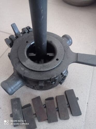 Резьбарез леокасоветский режит резьбу на трубу. находится в бишкеке at lalafo.kg Резьбарез леокасоветский режит резьбу на трубу. находится в бишкеке