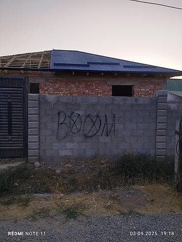 Услуги по монтажу кровли из профнастила - Профессиональный монтаж at lalafo.kg Услуги по монтажу кровли из профнастила - Профессиональный монтаж