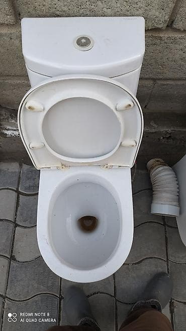 Унитаз Напольный, Материал: Керамика at lalafo.kg Унитаз Напольный, Материал: Керамика