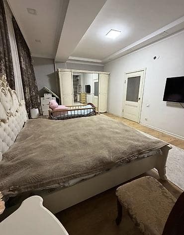 2 комнаты, 69 м², Элитка, 2 этаж, Евроремонт at lalafo.kg 2 комнаты, 69 м², Элитка, 2 этаж, Евроремонт