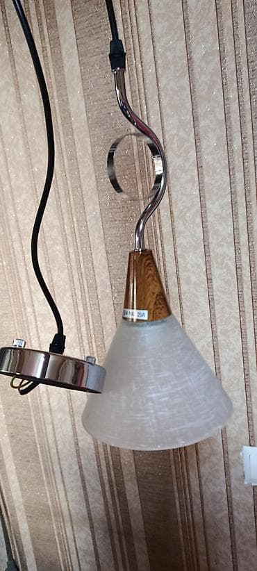 Подвесной светильник с плафоном из матового стекла Цены от 350 до at lalafo.kg Подвесной светильник с плафоном из матового стекла Цены от 350 до