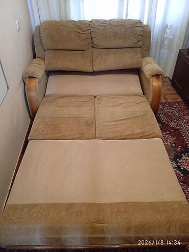 Прямой диван, Б/у at lalafo.kg Прямой диван, Б/у