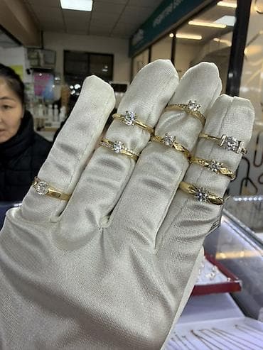 Төш белгилер: Шакек, Сүйүү шакеги, Үлгүсү 585, Аялдарга, Фианит, Жаңы lalafo.kg да — 2 Төш белгилер: Шакек, Сүйүү шакеги, Үлгүсү 585, Аялдарга, Фианит, Жаңы — 2