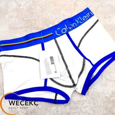 Мужские трусы Calvin Klein - Модель: боксеры с укороченной ногой - at lalafo.kg Мужские трусы Calvin Klein - Модель: боксеры с укороченной ногой -