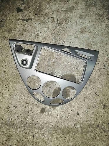 Центральная консоль Ford 2004 г., Оригинал at lalafo.kg Центральная консоль Ford 2004 г., Оригинал