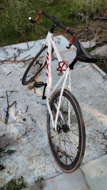 Шоссейный велосипед at lalafo.kg Шоссейный велосипед