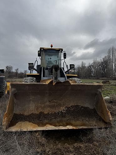 Погрузчик, Фронтальный at lalafo.kg Погрузчик, Фронтальный