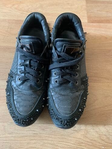 Кожанные кроссовки
Состояние отличное
Брали за 5000
36 размер at lalafo.kg Кожанные кроссовки
Состояние отличное
Брали за 5000
36 размер