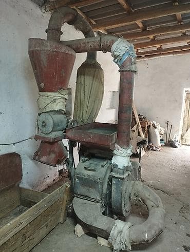 Зернодробилка/комбикормовый агрегат с аспирацией и загрузочным at lalafo.kg Зернодробилка/комбикормовый агрегат с аспирацией и загрузочным