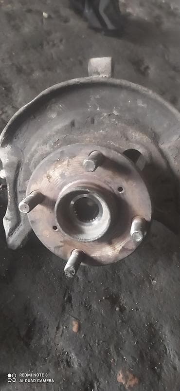 Передняя правая Ступица Daihatsu 2003 г., Б/у, Оригинал, Япония at lalafo.kg Передняя правая Ступица Daihatsu 2003 г., Б/у, Оригинал, Япония