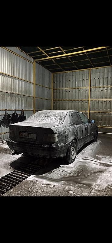 BMW 3 series: 1992 г., 1.6 л, Механика, Бензин, Седан at lalafo.kg BMW 3 series: 1992 г., 1.6 л, Механика, Бензин, Седан