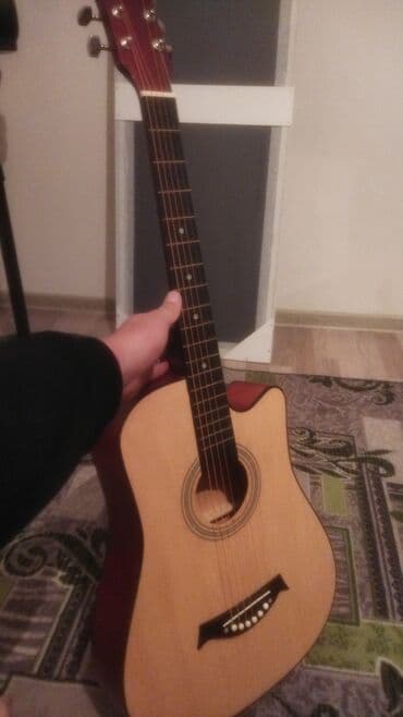 Акустическая гитара с вырезом (cutaway).38 - Корпус дредноут с at lalafo.kg Акустическая гитара с вырезом (cutaway).38 - Корпус дредноут с