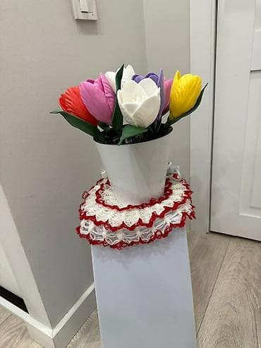 Tesla: Декоративные композиции из искусственных цветов в горшках/вазах lalafo.kg да — 7 Tesla: Декоративные композиции из искусственных цветов в горшках/вазах — 7