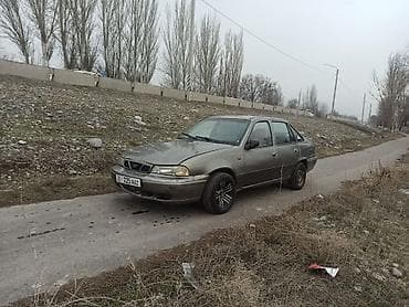 Daewoo Nexia: 2002 г., 1.5 л, Механика, Бензин, Седан at lalafo.kg Daewoo Nexia: 2002 г., 1.5 л, Механика, Бензин, Седан