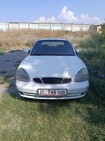 Daewoo Nubira: 2002 г., Механика, Бензин, Седан at lalafo.kg Daewoo Nubira: 2002 г., Механика, Бензин, Седан
