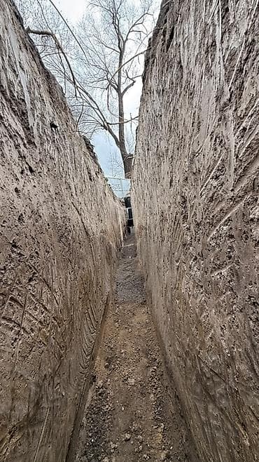 Экскаватор | Траншеи at lalafo.kg Экскаватор | Траншеи