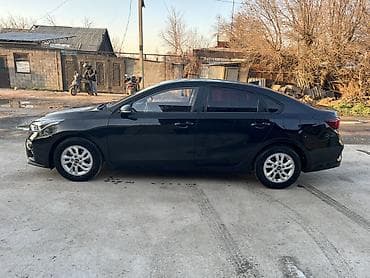 Kia K3: 2019 г., 1.6 л, Автомат, Бензин, Седан at lalafo.kg Kia K3: 2019 г., 1.6 л, Автомат, Бензин, Седан